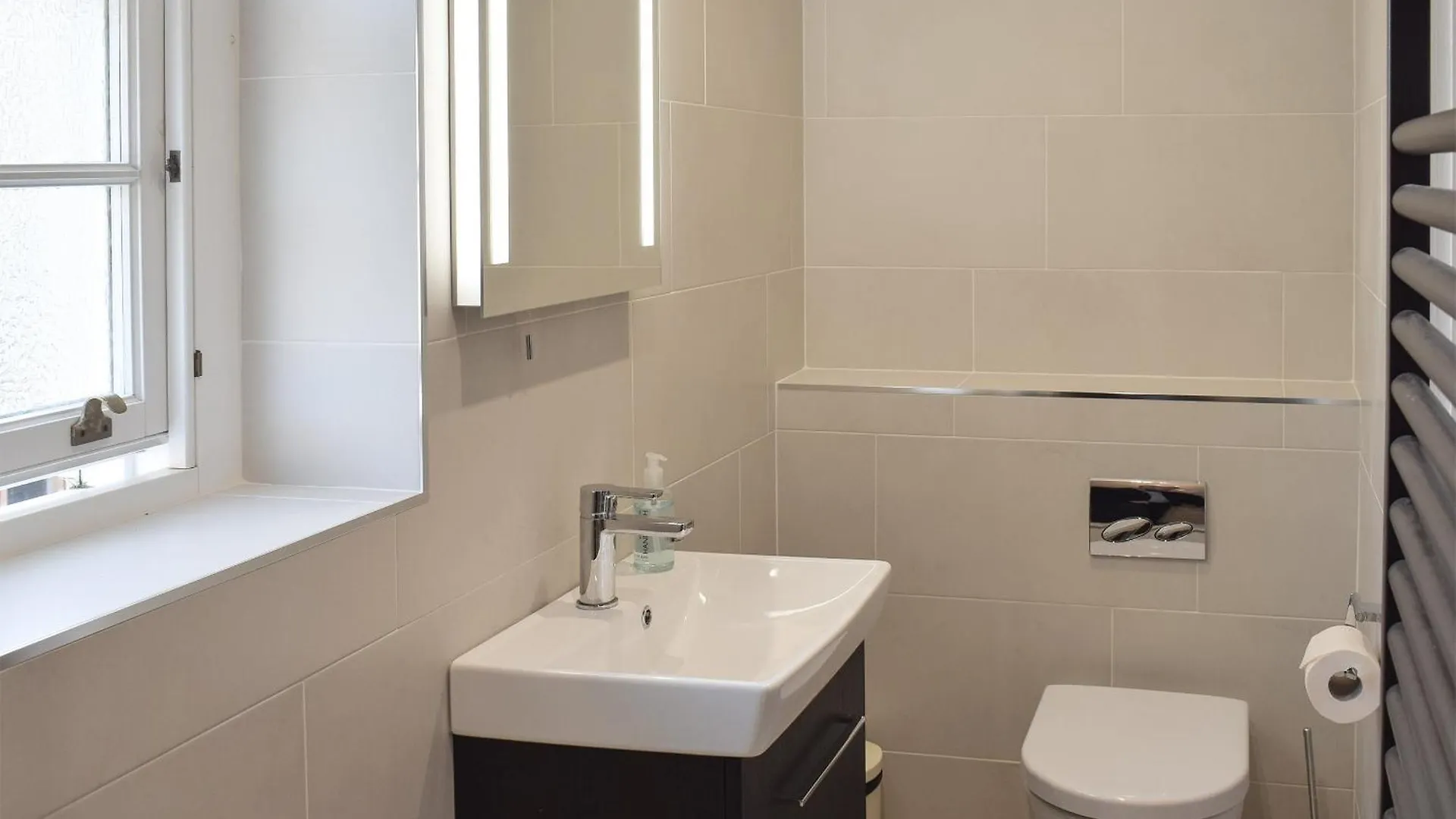 Vanehouse Apartment 奥斯莫瑟尔雷 0*,